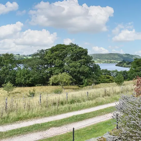 Sharrow Holiday home